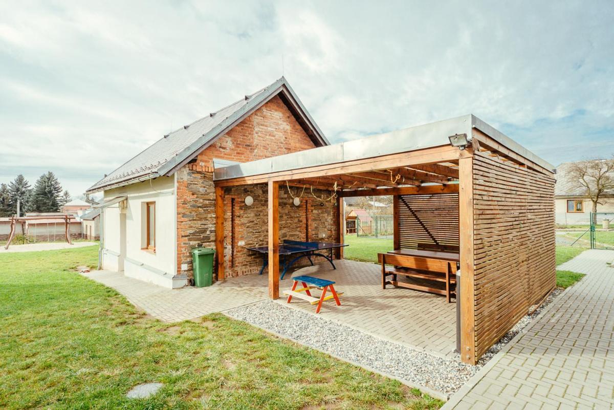 Apartmany Dalov Šternberk Buitenkant foto