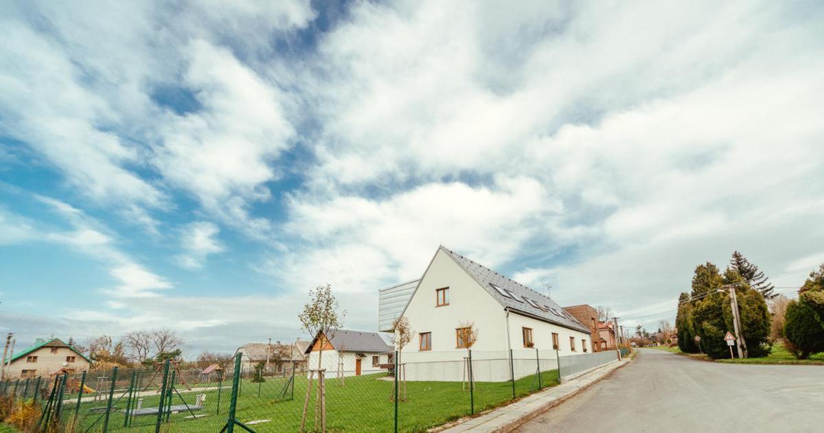 Apartmany Dalov Šternberk Buitenkant foto