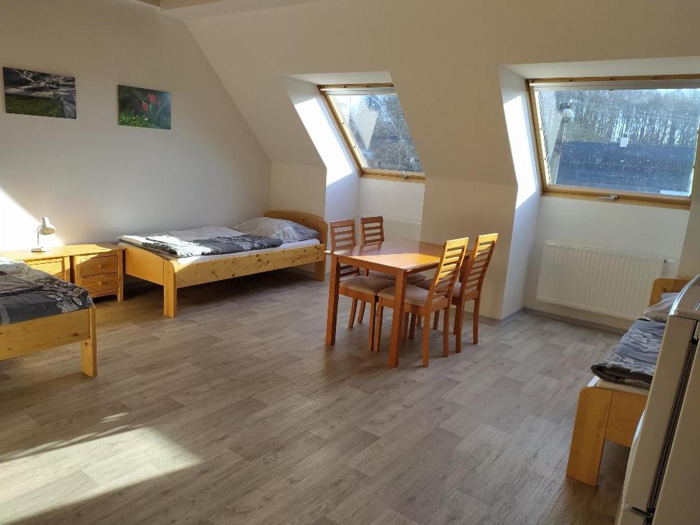 Apartmany Dalov Šternberk Buitenkant foto